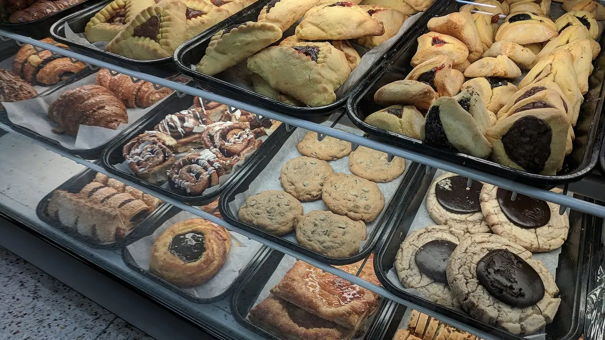Turkish Bakery bakes
